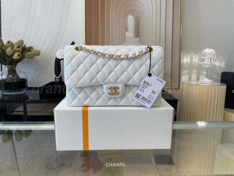 Chanel Handbags 952